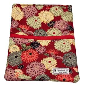 Handmade Quilted Kindle Small Book Sleeve Front Pocket NEW 9" x 7 1/2 Red Floral